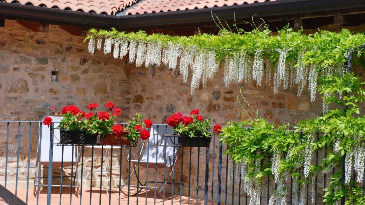 Hotel Podere Conti Filattiera Exterior foto
