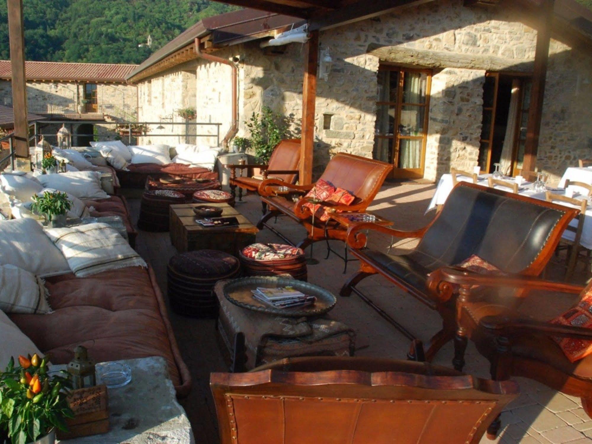 Hotel Podere Conti Filattiera Exterior foto