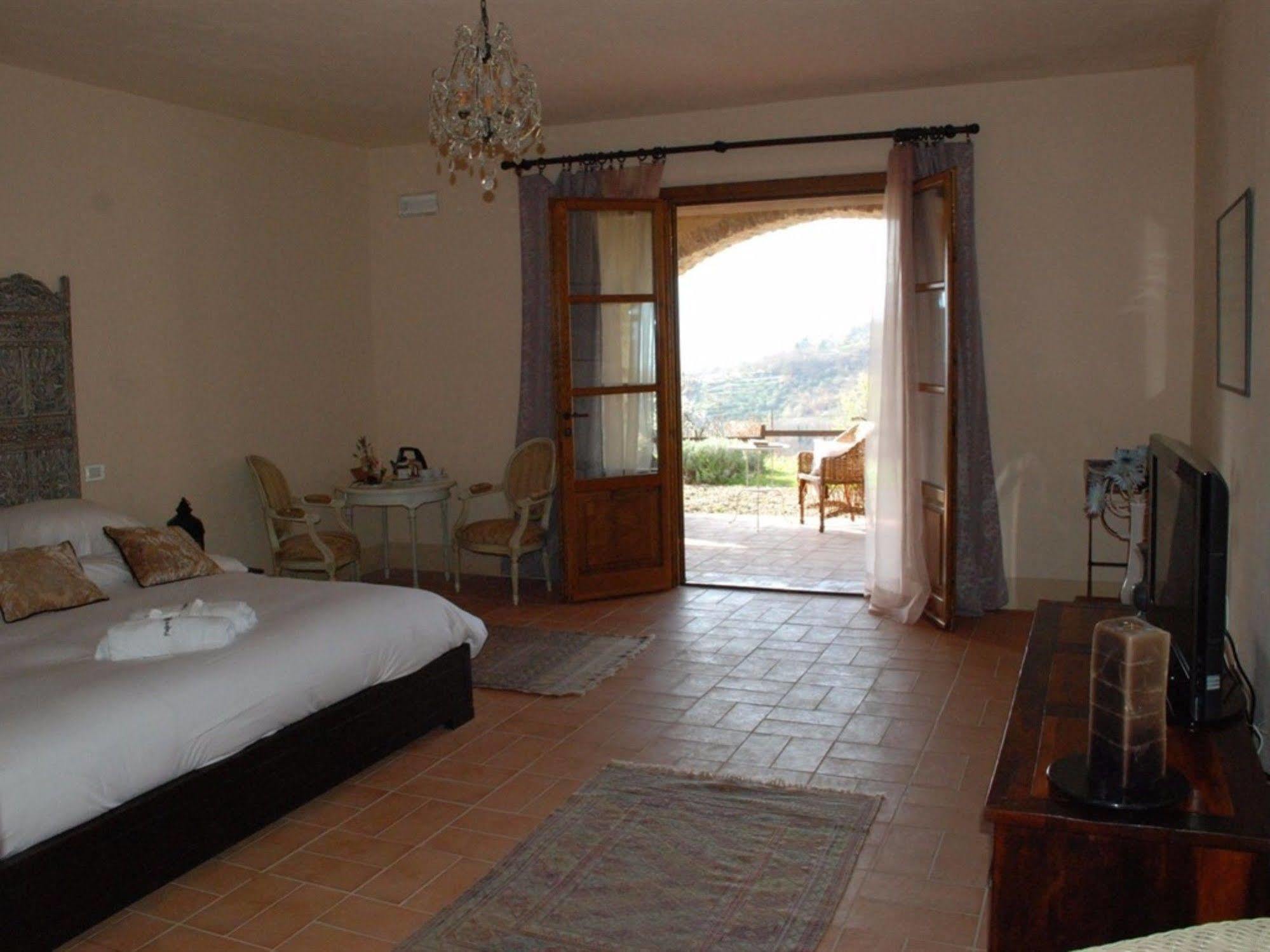 Hotel Podere Conti Filattiera Exterior foto